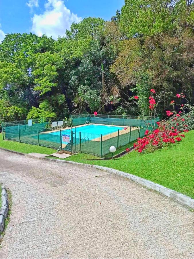 Appartement Cosy Dans Residence Avec Piscine Fort-de-France Bagian luar foto