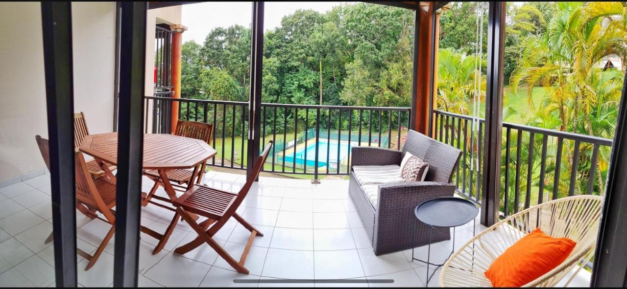 Appartement Cosy Dans Residence Avec Piscine Fort-de-France Bagian luar foto